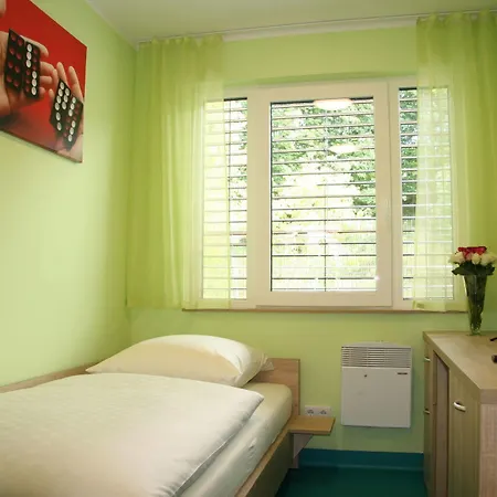 Motel 24seven 2*