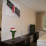 24seven 2*